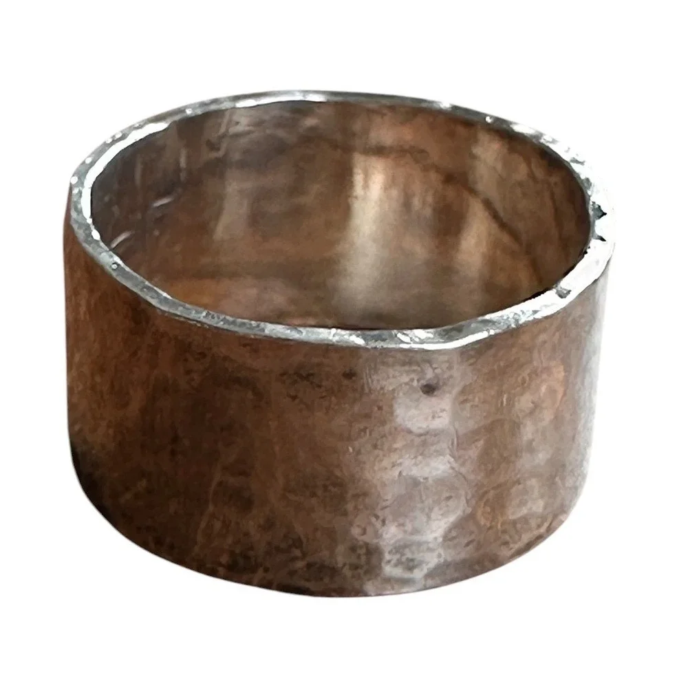 Unbranded‎ Hammered Wide Band Ring Unisex Size 8 Silver Excellent Mixed Metal